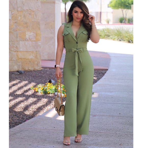 ❗️LAST ONE ❗️Medium Olive Women’s Pants Jumpsuit - Picture 2 of 7